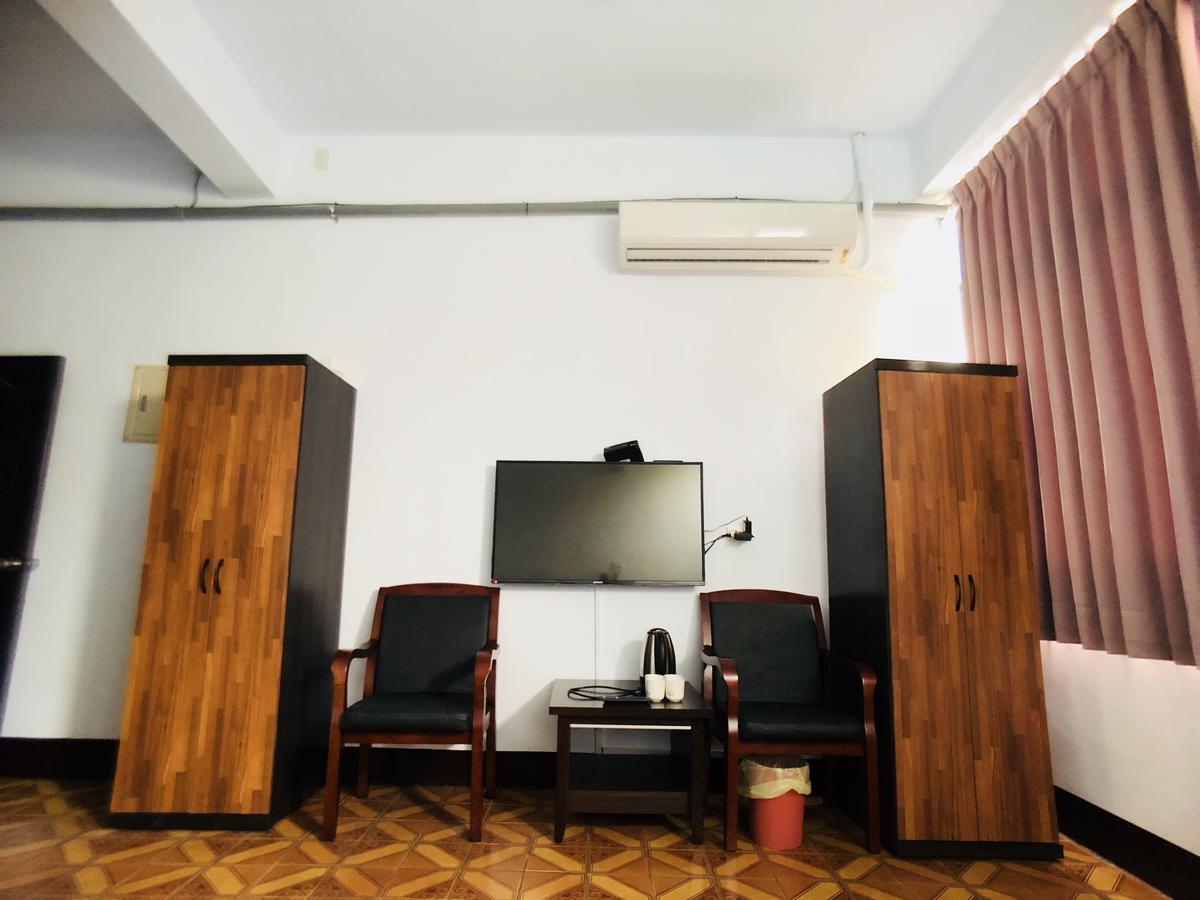 Zhongxing Hotel Tongluo Exterior photo